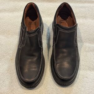 Johnston & Murphy Black Leather Men's Shoes size 10.5